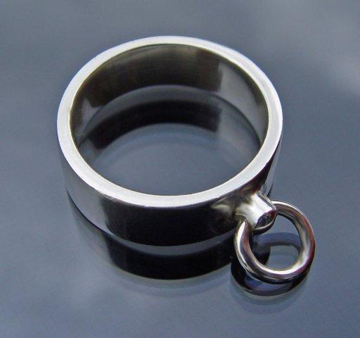 Ring mit Oese